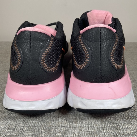Nike Renew Run Running Shoe - Picture 5 of 8